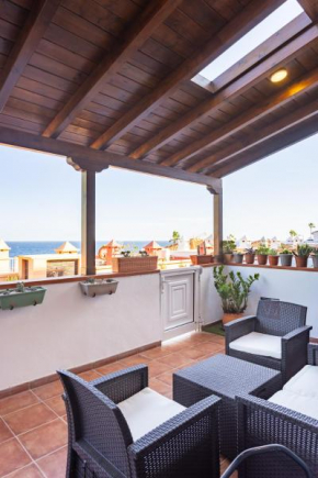 Home2Book Sea Breeze Apartment, Pool & Terrace